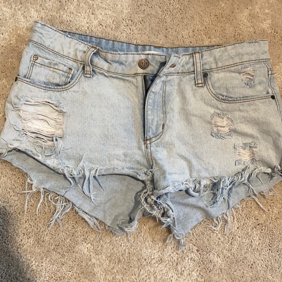 Jean shorts - Picture 1 of 3